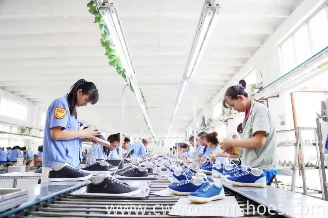 Customized Sneakers Design Luxury Logo Mens Womens Casual Basketball Shoes Suitable for Winter Autumn Summer Spring Comfortable Hiking Shoes